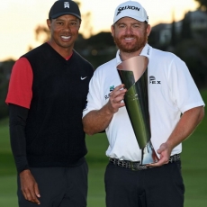 Tiger Woods a J.B. Holmes (Foto: GettyImages)