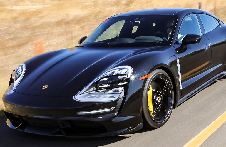 Porsche Taycan (Foto: Twitter)