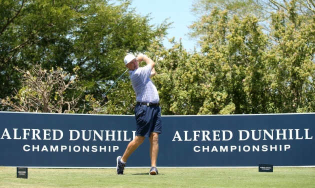 Vůbec poprvé v historii European Tour mohli hráči během Alfred Dunhill Championship hrát v soutěžních kolech v kraťasech (foto: GettyImages)