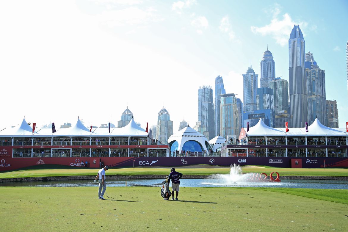 Momentka z finálového kola Omega Dubai Desert Classic, po kterém se radoval ze svého premiérového titulu na European Tour Australan Lucas Herbert (foto: GettyImages)