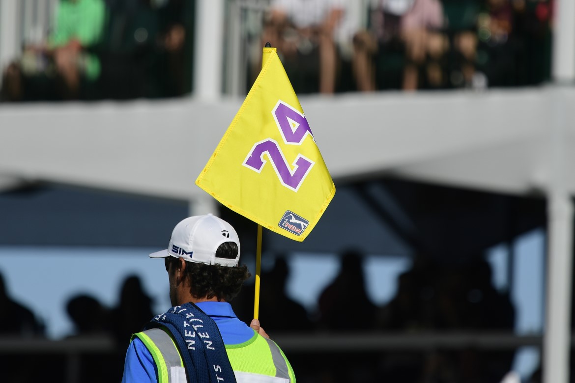 Momentka z finálového kola Waste Management Phoenix Open 2020, které až na první jamce play-off ovládl Webb Simpson (foto: GettyImages)