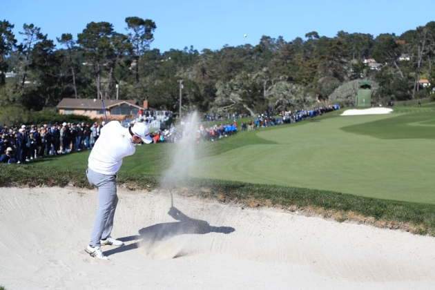 Momentka z finálového kola turnaje AT&T Pebble Beach Pro-Am, který ovládl kanadský profesionál Nick Taylor (foto: GettyImages)