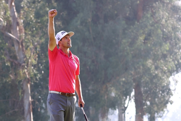 Adam Scott v Riviera Country Clubu ukončil takřka čtyřleté čekání na další vítězství na PGA Tour a připsal si 14. titul na zámořském okruhu v kariéře (foto: GettyImages)