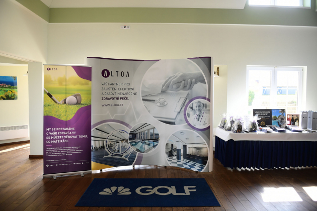 Business Tour odstartovala sezonu na Karlštejně.