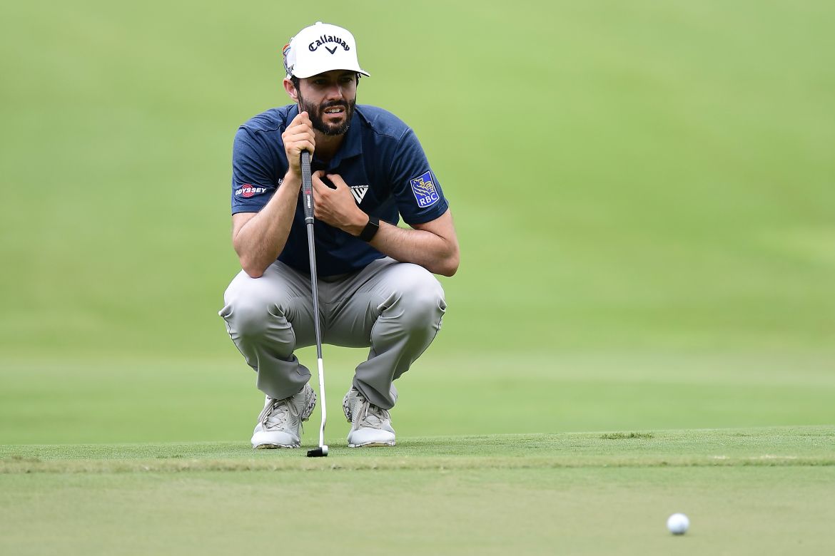 Hráči během prvního kola turnaje v Memphisu uctili památku dcery Camila Villegase, která v pouhých 22 měsících podlehla rakovině (foto: GettyImages)