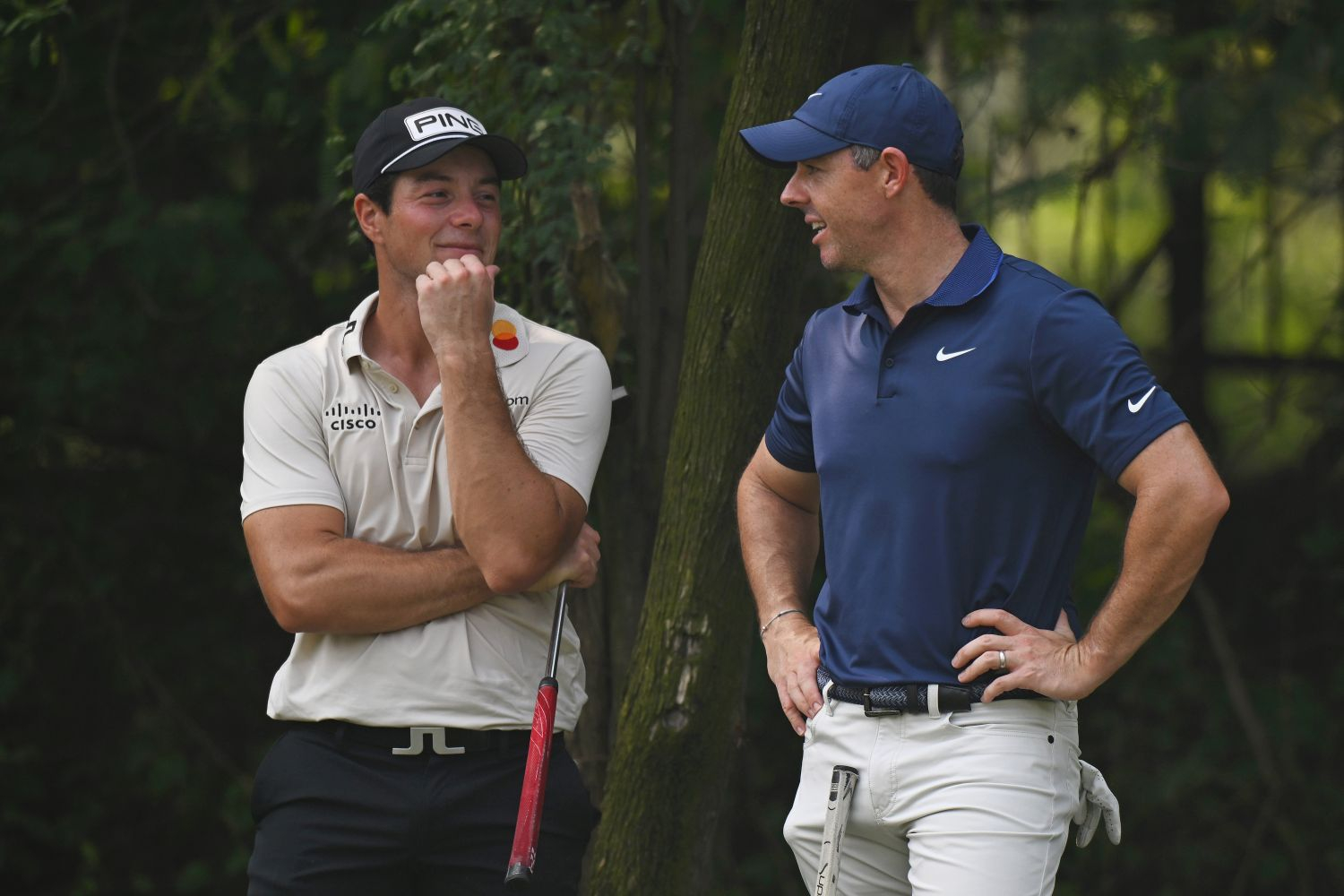 Rory McIlroy a Viktor Hovland (foto: GettyImages).